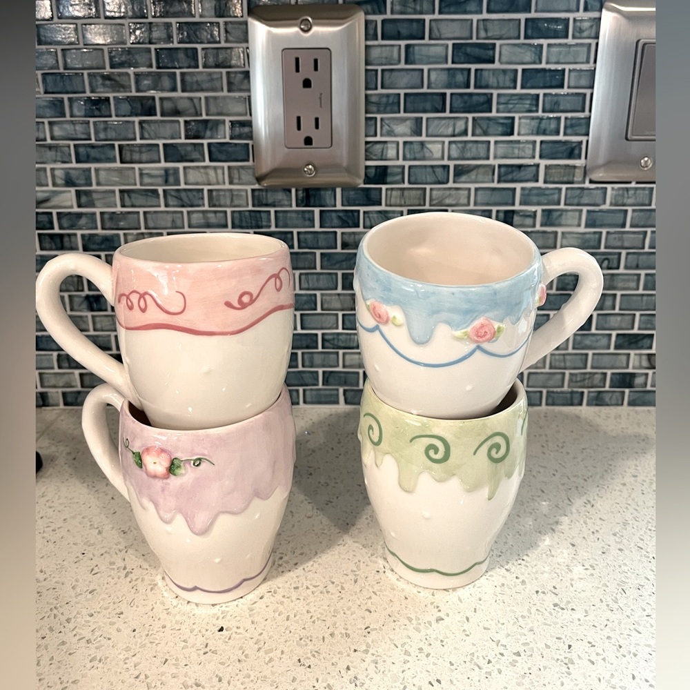 4 Avon birthday‎ gift collection mugs